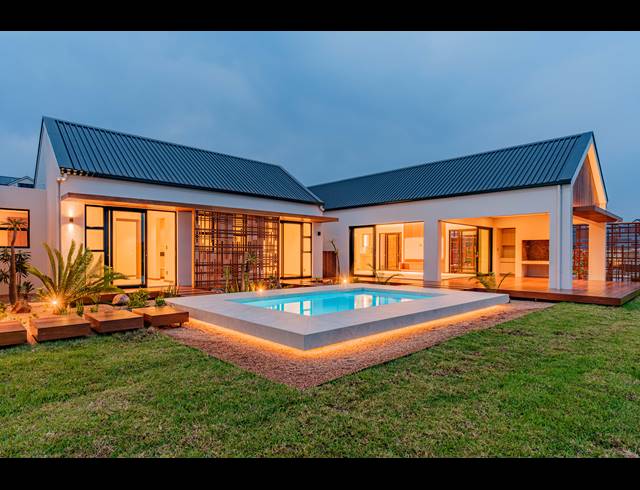 4 BEDROOM FREESTANDING FOR SALE IN SPRINGVALE COUNTRY ESTATE